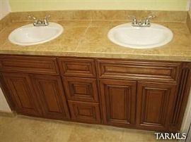 Large Beautiful Foothills Home, Great Lo in Tucson, AZ (Photo 3 of 5)