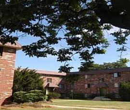 Worcester 2 Bed with Pool, Gym, Laundry, D in Worcester, MA