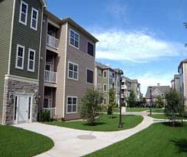 Chelmsford 2 Bedroom in Great School Dis in North Chelmsford, MA