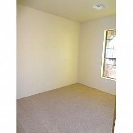 Beautiful Home in Morrison Ranch! 4 Bed in Gilbert, AZ (Photo 3 of 5)