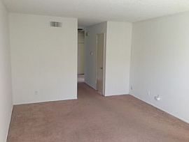 Very Nice 3 Bedroom Condo in City of Industry, CA (Photo 4 of 5)
