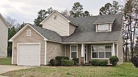 Charming 3 Br W/master Down and Loft in Gastonia, NC