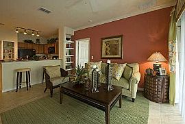 2 Bd/2 Bath Incredible 1x1 with 1024 Sq in Edgewood, FL (Photo 2 of 5)