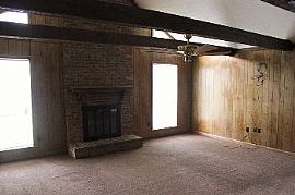 Charming 3 Br Ranch W/fenced Yard in Kir in Hickory Hill, TN (Photo 3 of 5)