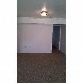 3br 2 5ba Town Home Near Addison Metro S in Capitol Heights, MD (Photo 3 of 4)