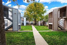 2 Bd/1 Bath Great Location in Greenville in Greenville, TX