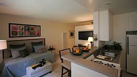 0 Bd/1 Bath L a Studio with Gated Parking. in Los Angeles, CA