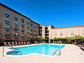 2 Bd/2 Bath Enjoy All The Best of North in Glen Cove, NY (Photo 3 of 5)