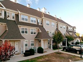 2 Bd/2 Bath Newly Reduced Pricing - Call in Mount Ivy, NY (Photo 2 of 5)