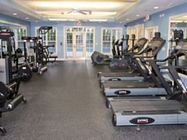 3 Bd/2 Bath 3 Bedroom with Attached Gara in Darien, CT (Photo 4 of 5)