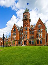 3 Bd/2 Bath Danvers 3 Bed with Gourmet Kit in Danvers, MA