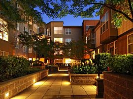 2 Bd/1 Bath On-Site Retail and Easy Acce in Adelaide, WA (Photo 2 of 5)