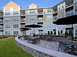 2 Bd/2 Bath Spring Forward with Avalon N in Norwalk, CT (Photo 4 of 5)