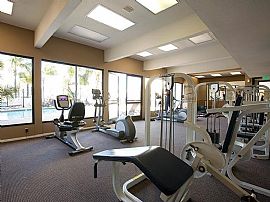 2 Bd/2 Bath Located on The Marina with I in Marina del Rey, CA (Photo 5 of 5)