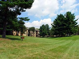 2 Bd/1 Bath Heart of Columbia! Steps To in Columbia, MD (Photo 3 of 5)