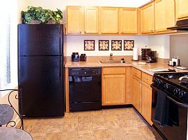 2 Bd/1 Bath Heart of Columbia! Steps To in Columbia, MD (Photo 4 of 5)