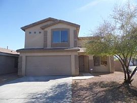 3 Bed, 1949 Sqft, $995 in Laveen, AZ (Photo 5 of 5)