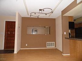 2 Bed, 1216 Sqft, $995 in Scottsdale, AZ (Photo 4 of 5)