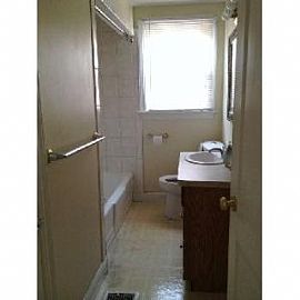 Cute 3 Bedroom Bungalow in Florence! in Devon, KY (Photo 5 of 5)