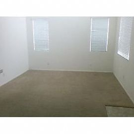 Great 3 Bedroom Condo in Ontario, CA (Photo 3 of 5)