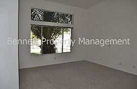 Single Family Rental Home in Phoenix in Phoenix, AZ (Photo 2 of 5)