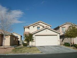 5 Bedroom Home with 3 Bathrooms and 2 Ca in Las Vegas, NV