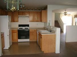 5 Bedroom Home with 3 Bathrooms and 2 Ca in Las Vegas, NV (Photo 2 of 5)