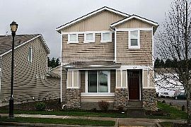 Immaculate Home with Bonus Room! in Lacey, WA