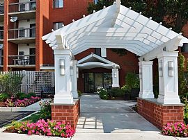 2 Bd/1 Bath Great Rates Just 8 Miles Fro in Houghs Neck, MA (Photo 5 of 5)