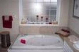 Colonial Single Family Home in Cicero, NY (Photo 4 of 5)