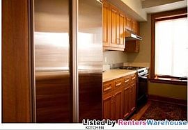 Lake Harriet 1 Bedroom Carriage Home For in Minneapolis, MN (Photo 2 of 5)