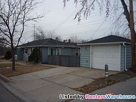 Updated 3 Bedroom in Heart of St Louis P in Edina, MN (Photo 2 of 5)