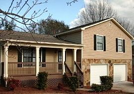 3bed/2bath in Lawrenceville, 2 Car Garag in Lawrenceville, GA