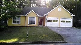 Charming Ranch! in Lithonia, GA
