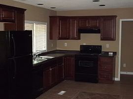 Spacious 3 Bedroom! in Lithonia, GA (Photo 3 of 4)