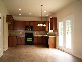 Affordable 4 Bed Near Pool, Tennis, Hiki in Canton, GA (Photo 2 of 4)