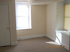 Spacious 1br First Floor Unit in Gwynn O in Baltimore, MD (Photo 3 of 5)