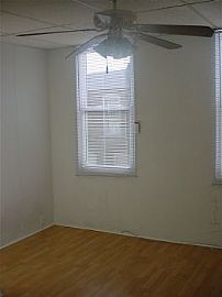 2 Bed 1 Bath Row Home! in Baltimore, MD (Photo 4 of 5)