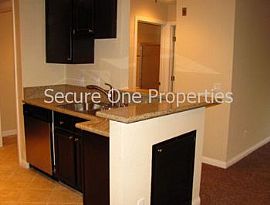 Beautiful Sherman Oaks Condo! Newly Remo in Sherman Oaks, CA (Photo 2 of 5)