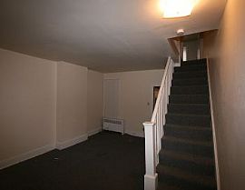 3 Bed Row Home! in Wilmington, DE (Photo 4 of 5)