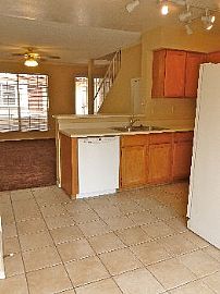 Beautiful 2b/2b Townhouse in Heather Gle in Chandler, AZ