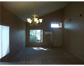 Fabulous Home W/great Floor Plan in North Las Vegas, NV
