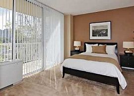 2bd a Lovely Gated Community in Metairie, LA (Photo 3 of 3)