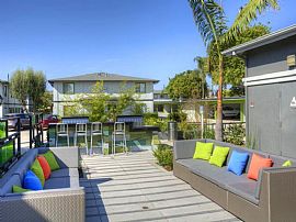 2 Bd/1 Bath 2bed/1bath in Costa Mesa, Po in Costa Mesa, CA (Photo 4 of 5)