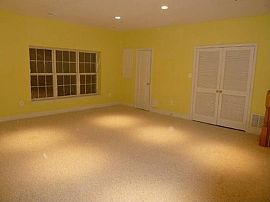 Luxury Stone Front Townhome in Damascus, MD (Photo 11 of 12)