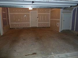 Luxury Stone Front Townhome in Damascus, MD (Photo 12 of 12)