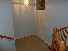 Luxury Stone Front Townhome in Damascus, MD (Photo 2 of 12)