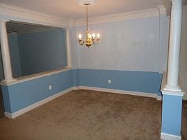 Luxury Stone Front Townhome in Damascus, MD (Photo 4 of 12)