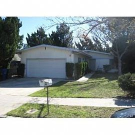 Very Nice 3 Bedroom Pool Home in Great N in Granada Hills, CA (Photo 4 of 5)