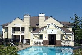 Your New Luxurious Two Bed One Bath! in Cincinnati, OH (Photo 5 of 5)